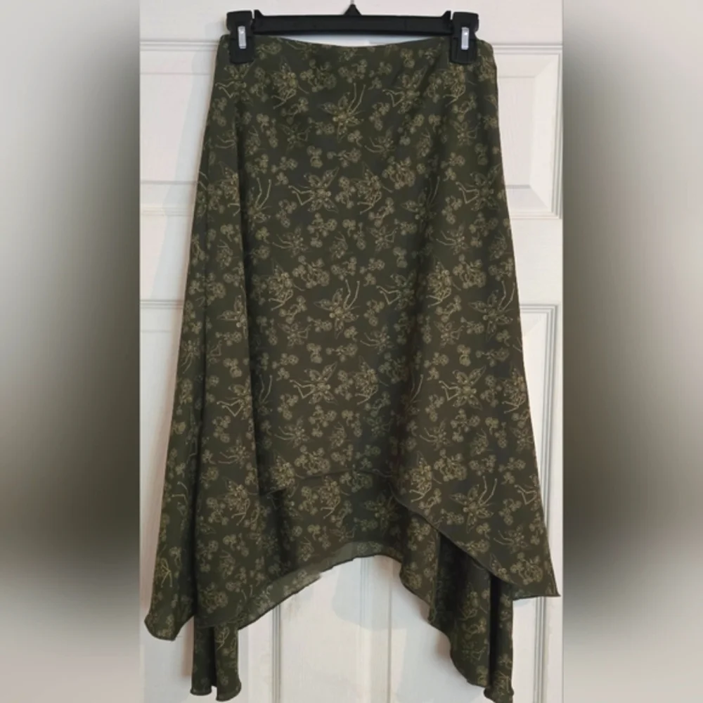 Hot Topic Thorn & Fable Green Midi Layered Whimsygoth Cottagecore Skirt - Picture 4 of 8
